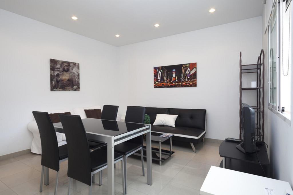 Gran Via Apartment Madrid Room photo