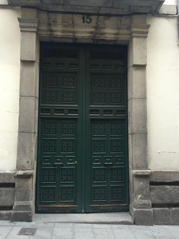 Gran Via Apartment Madrid Exterior photo
